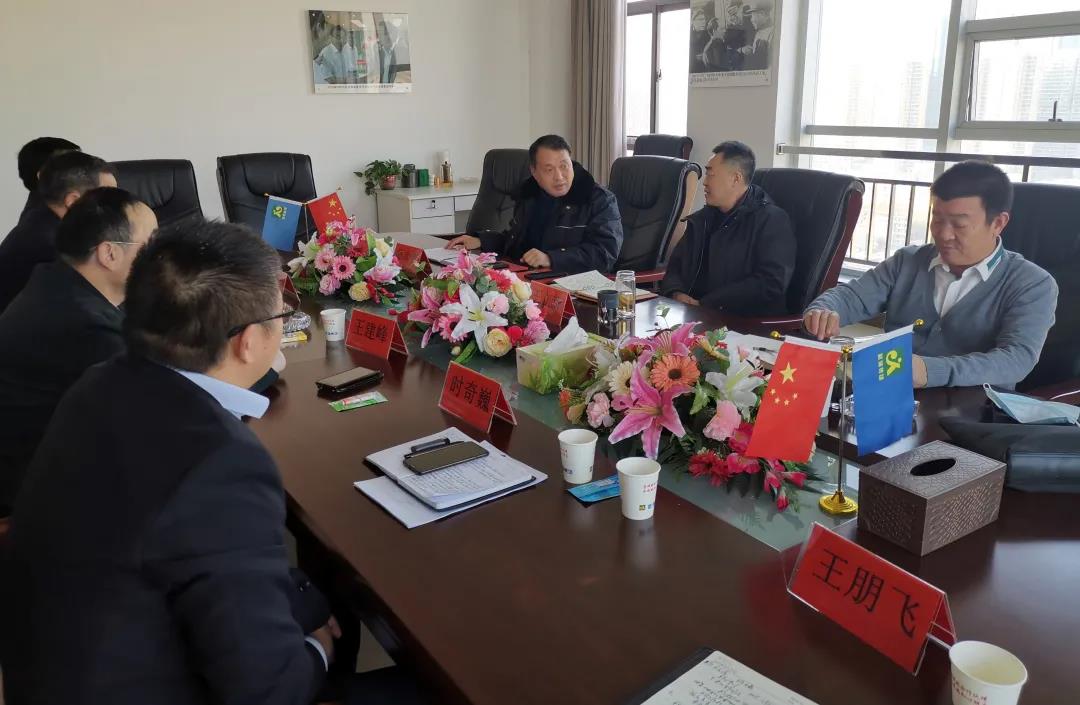 鄭州市城建局黨組成員、副局長王立新一行蒞臨新蒲建設(shè)集團調(diào)研走訪